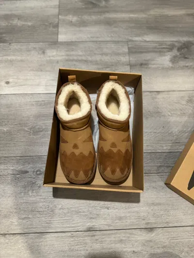 Pre-owned Asspizza X Ugg Asspizza Muffins (uggs) Shoes In Brown