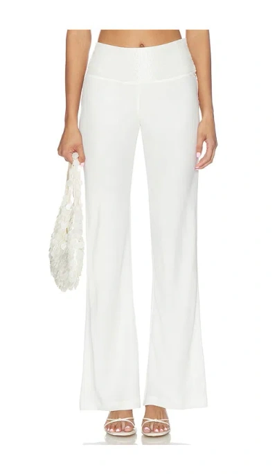 Asta Resort Hose Iris In Ivory