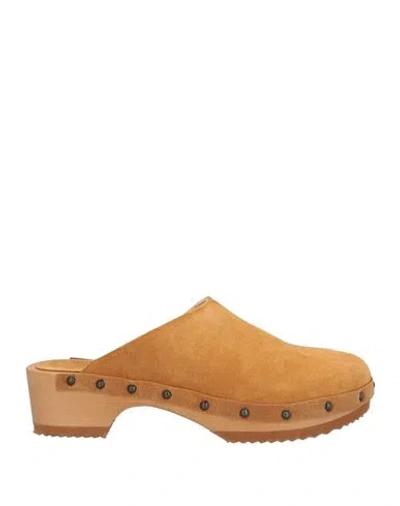 Astorflex Woman Mules & Clogs Mustard Size 10 Leather