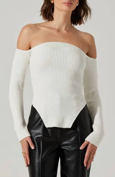 ASTR AERALYN SWEATER TOP IN WHITE