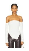 Astr The Label Aeralyn Off The Shoulder Sweater In 白色
