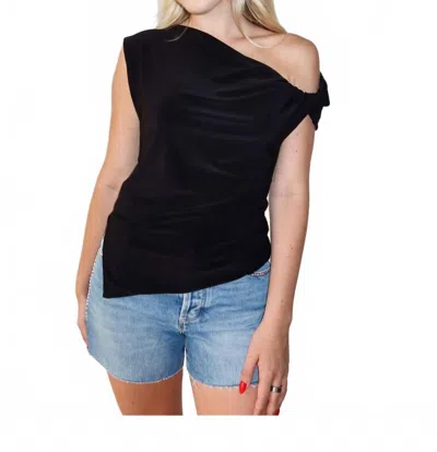 Astr Aphra One Shoulder Top In Black