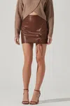 ASTR ATWELL FAUX LEATHER SKIRT IN CHESTNUT