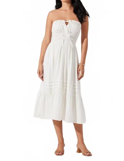 Astr Aubrie Tie Front Dress In White