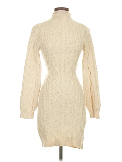Pre-owned Astr Casual Dress In Ivory