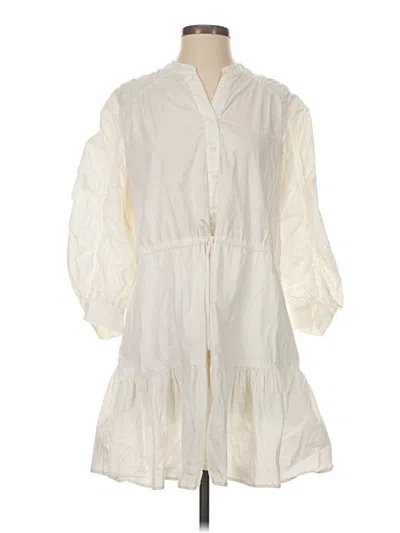 Pre-owned Astr Casual Dress In Ivory
