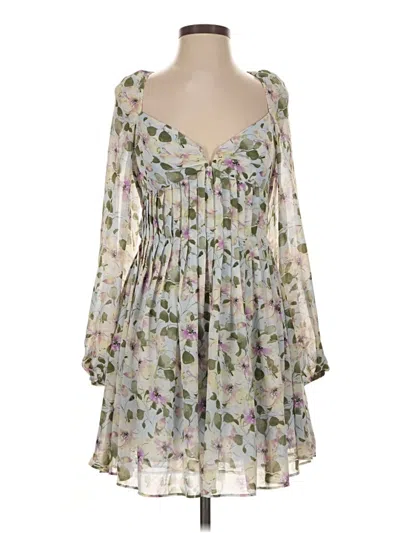 Pre-owned Astr Casual Dress In Ivory