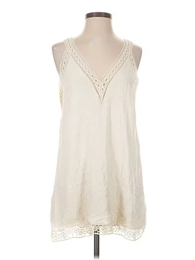 Pre-owned Astr Casual Dress In Ivory
