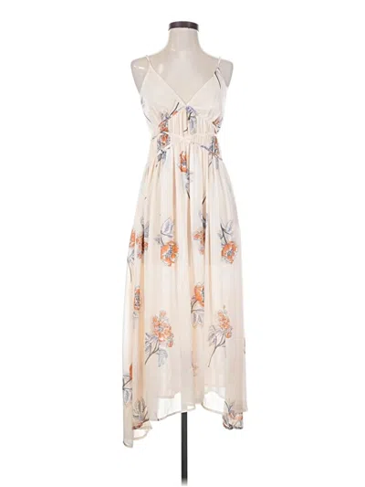 Pre-owned Astr Casual Dress In Ivory