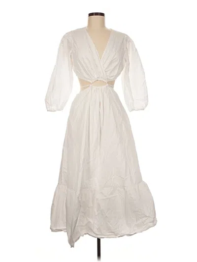 Pre-owned Astr Casual Dress In White