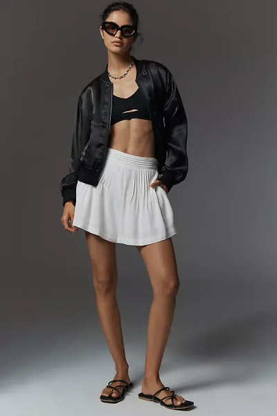 Astr Ciro Linen Blend Pintuck Shorts