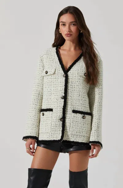 Astr Collins Contrast Tweed Jacket In White/black In Neutral