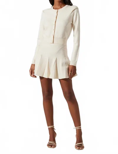 Astr Denisa Pleated Mini Skirt In Cream In White