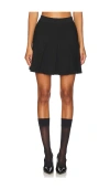 Astr Wide Pleat Mini Skirt In 블랙