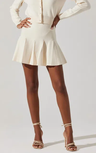 Astr Denisa Skirt In White In Neutral