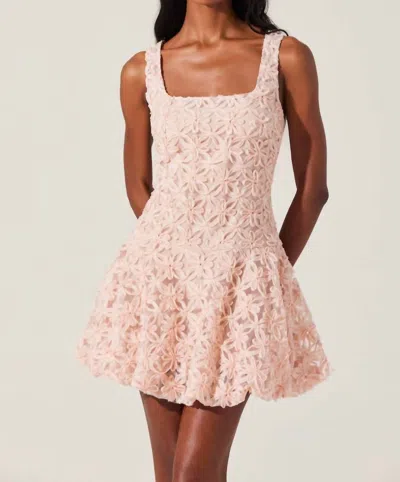 Astr Fable Floral Bubble Mini Dress In Blush In Pink
