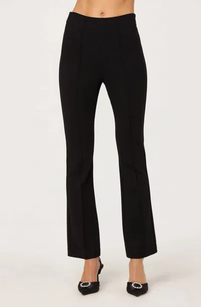 Astr Flynn Pants In Black