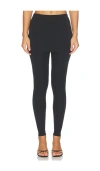 Astr Holly Pants In Black
