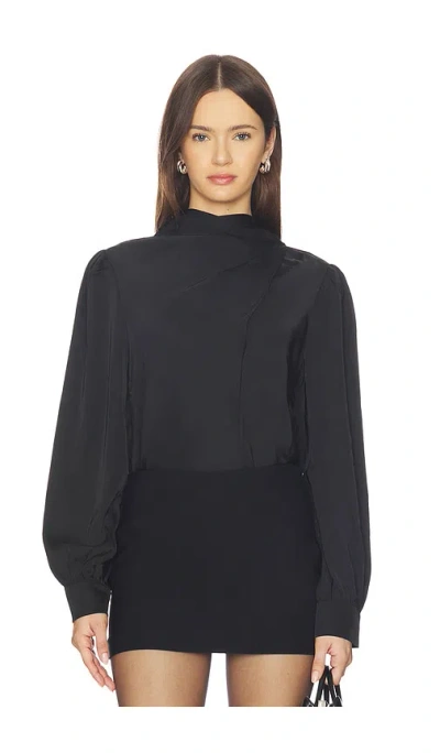 Astr Ivonne Top In Black