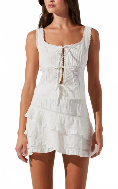 ASTR KENSLEY TOP IN WHITE