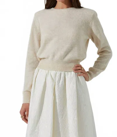 Astr Kiran Fine Knit Sweater In Ivory In Neutral