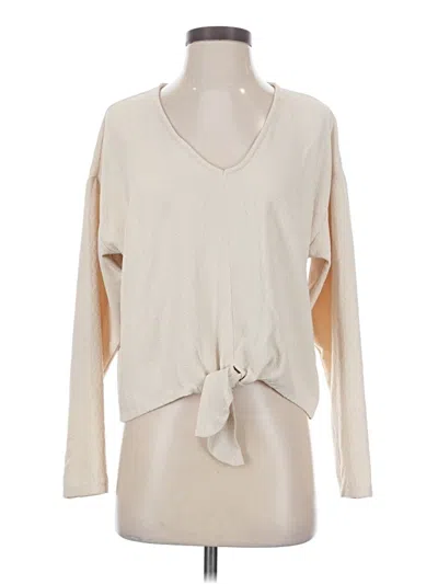 Pre-owned Astr Long Sleeve Blouse In Ivory