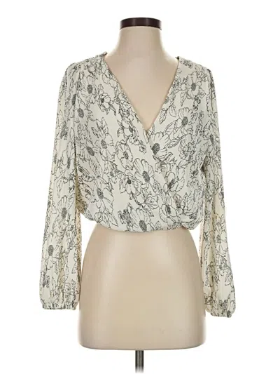 Pre-owned Astr Long Sleeve Blouse In Ivory