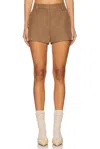 Astr Wynn Shorts In Brown