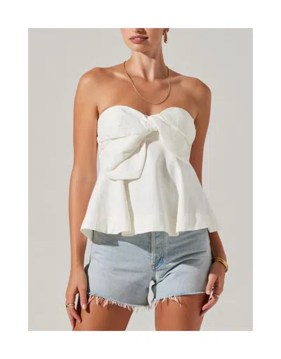 Astr Nerina Off Shoulder Top In White