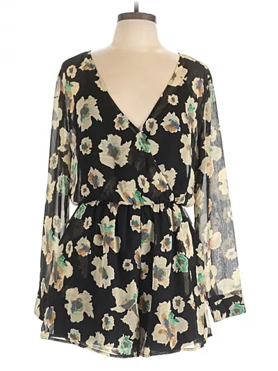 Pre-owned Astr Romper In Black