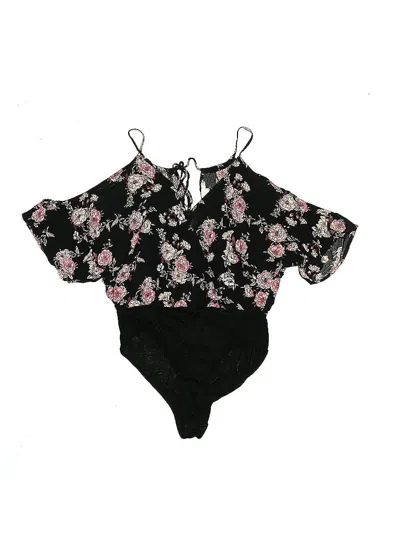 Pre-owned Astr Short Sleeve Blouse In Black