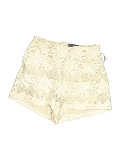 Astr Shorts In White