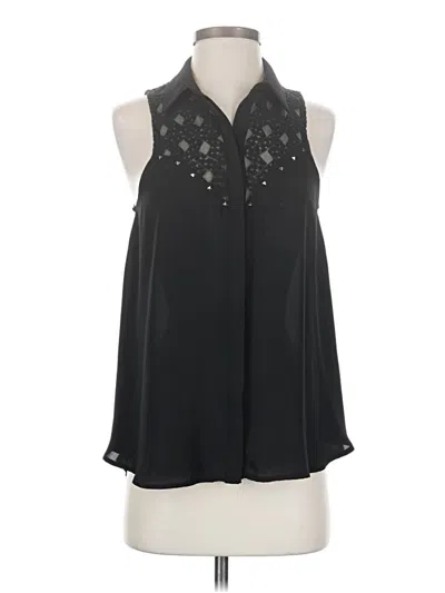 Pre-owned Astr Sleeveless Blouse In Black