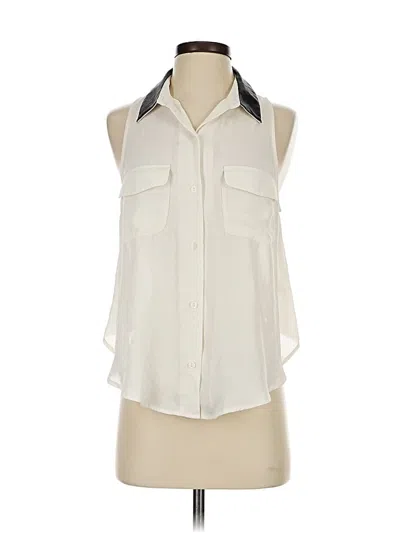 Pre-owned Astr Sleeveless Blouse In White