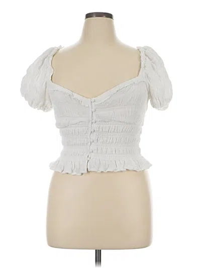 Pre-owned Astr Sleeveless Blouse In White