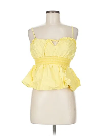 Pre-owned Astr Sleeveless Top Yellow Tops
