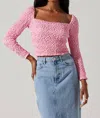 Astr Sorrel Long Sleeve Crop Top In Pink