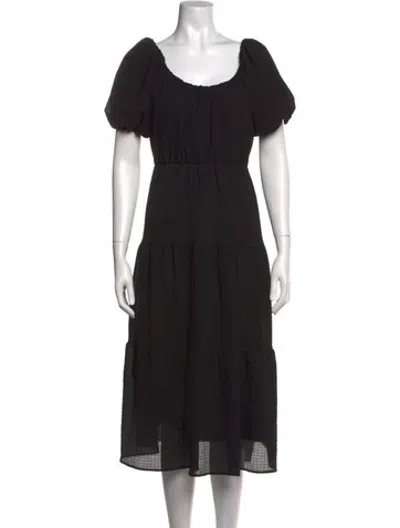 Pre-owned Astr Square Neckline Midi Length Dress In Black