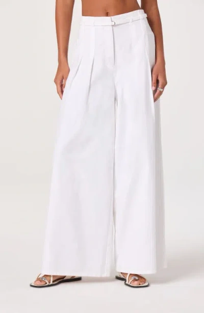 Astr The Label Aiden Belted Wide Leg Pants In White