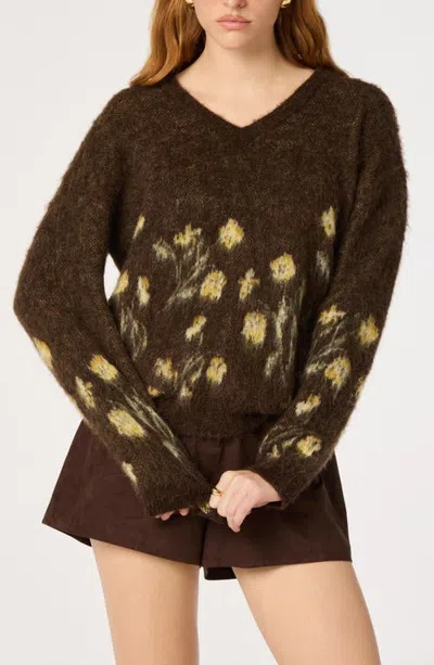 Astr The Label Bowie V-neck Floral Sweater In Brown Floral