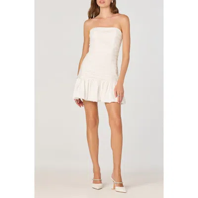Astr The Label Bubble Hem Strapless Minidress In White