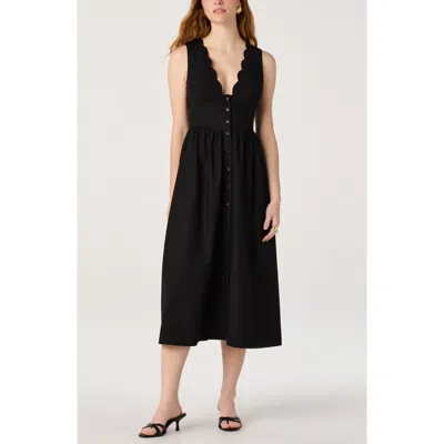 Astr The Label Cory Scallop Neck Sleeveless Midi Shirtdress In Black