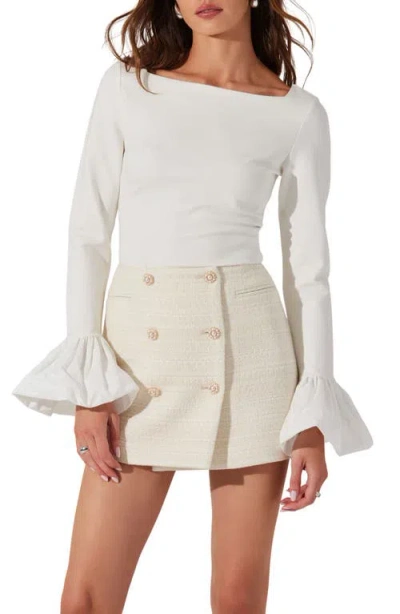 Astr The Label Genessy Ruffle Cuff Mixed Media Top In Off White