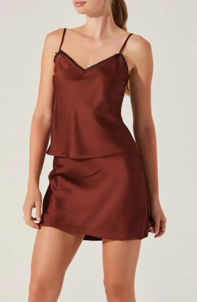 Astr The Label Lace Trim Satin Camisole In Garnet