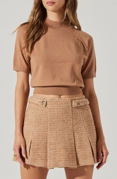 Astr The Label Larine Short Sleeve Sweater In Brown