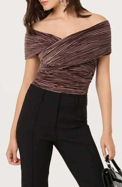 Astr The Label Mallina Off The Shoulder Top In Brown