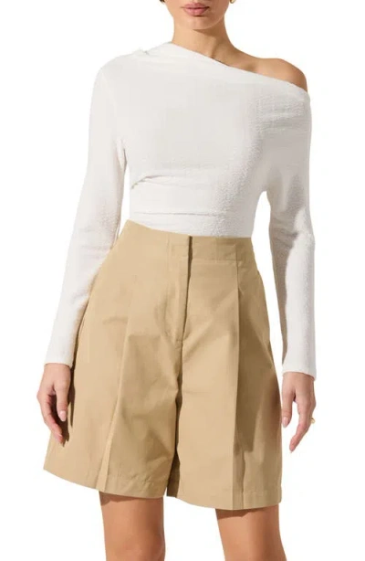 Astr The Label One Shoulder Textured Top In White