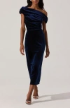 Astr The Label One-shoulder Velvet Midi Dress In Blue