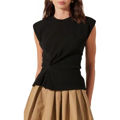 Astr The Label Pinched Fabric Top In Black