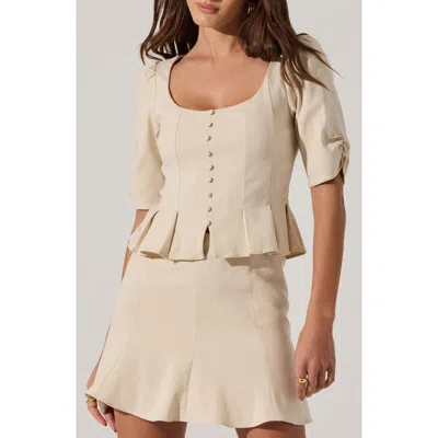 Astr The Label Pleat Detail Fitted Top In Cream